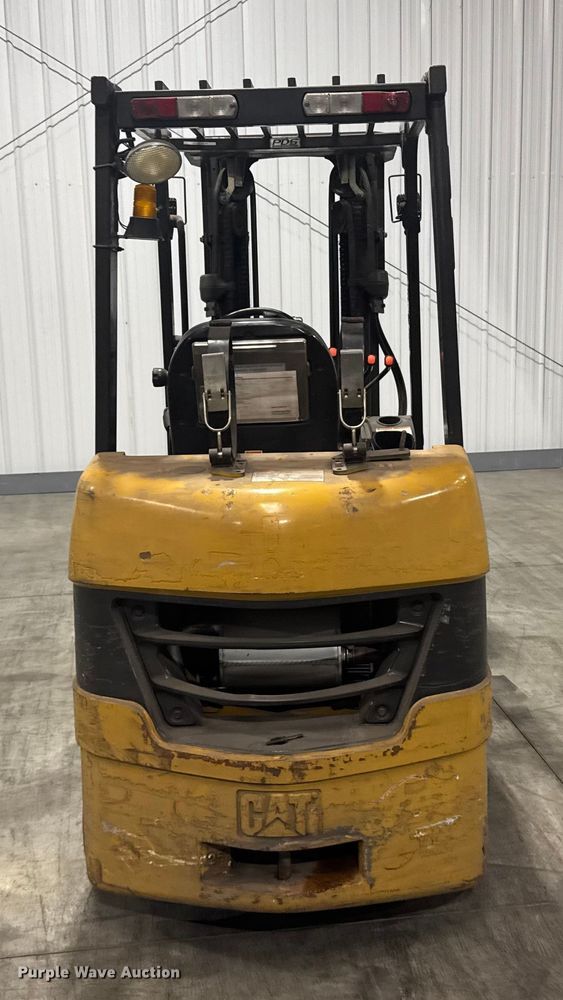 image for item EU6341 Caterpillar C5000 forklift