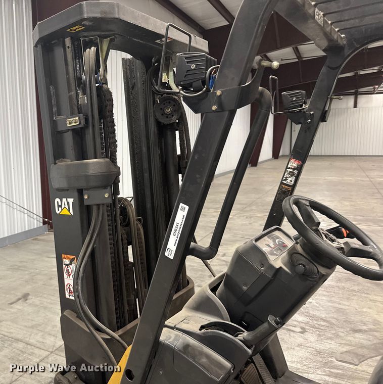 image for item EU6341 Caterpillar C5000 forklift