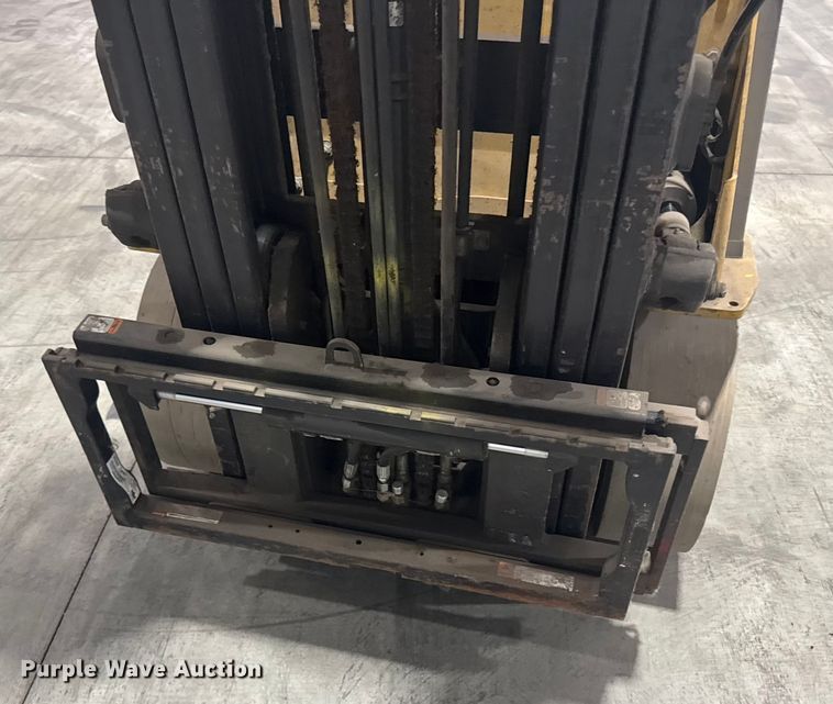 image for item EU6341 Caterpillar C5000 forklift