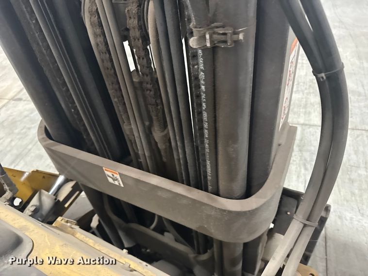 image for item EU6341 Caterpillar C5000 forklift