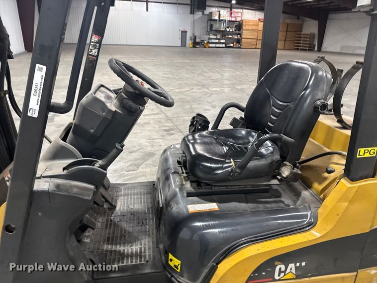 image for item EU6341 Caterpillar C5000 forklift