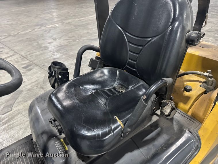 image for item EU6341 Caterpillar C5000 forklift