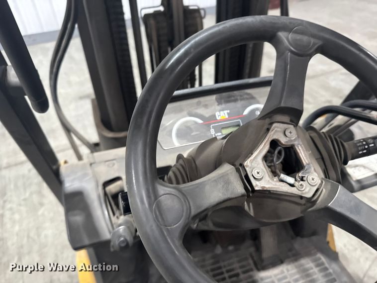 image for item EU6341 Caterpillar C5000 forklift