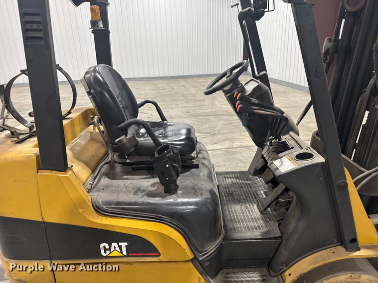 image for item EU6341 Caterpillar C5000 forklift