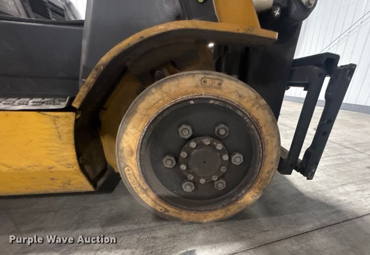 image for item EU6341 Caterpillar C5000 forklift