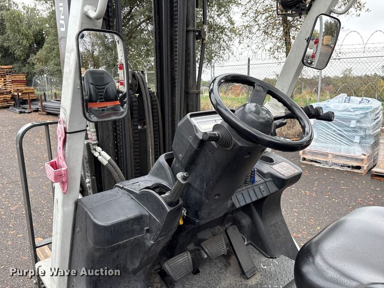 image for item EU8529 2017 UniCarriers PF50 forklift