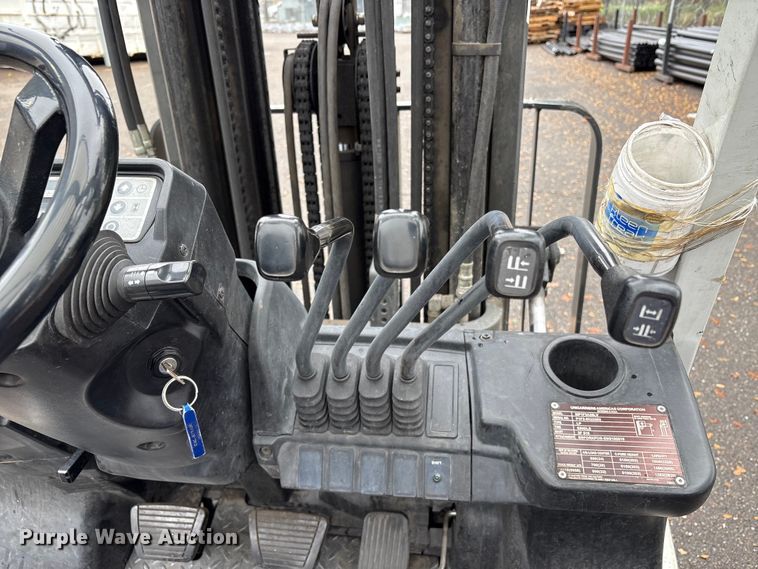 image for item EU8529 2017 UniCarriers PF50 forklift