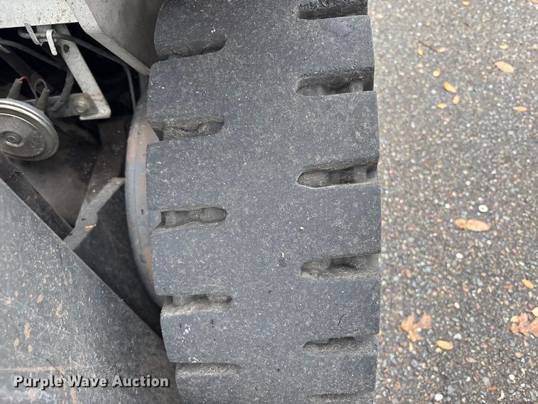 image for item EU8529 2017 UniCarriers PF50 forklift