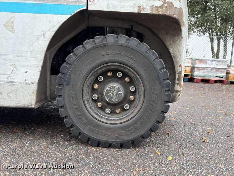 image for item EU8529 2017 UniCarriers PF50 forklift