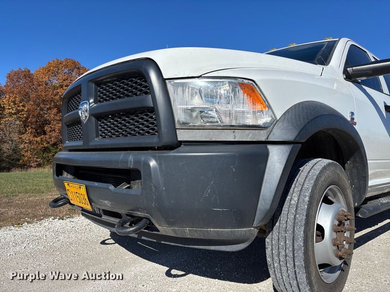 image for item EV3263 2014 RAM 5500 flatbed truck