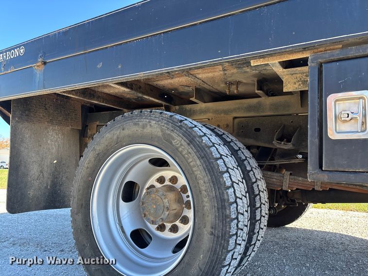 image for item EV3263 2014 RAM 5500 flatbed truck