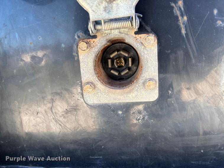 image for item EV3263 2014 RAM 5500 flatbed truck