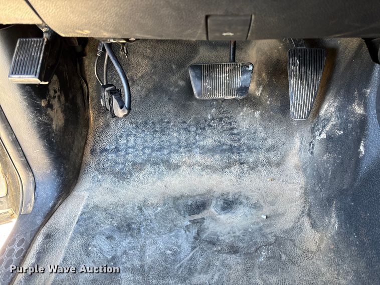 image for item EV3263 2014 RAM 5500 flatbed truck