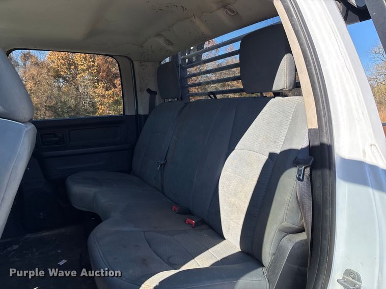 image for item EV3263 2014 RAM 5500 flatbed truck