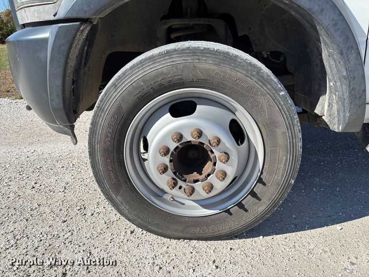 image for item EV3263 2014 RAM 5500 flatbed truck