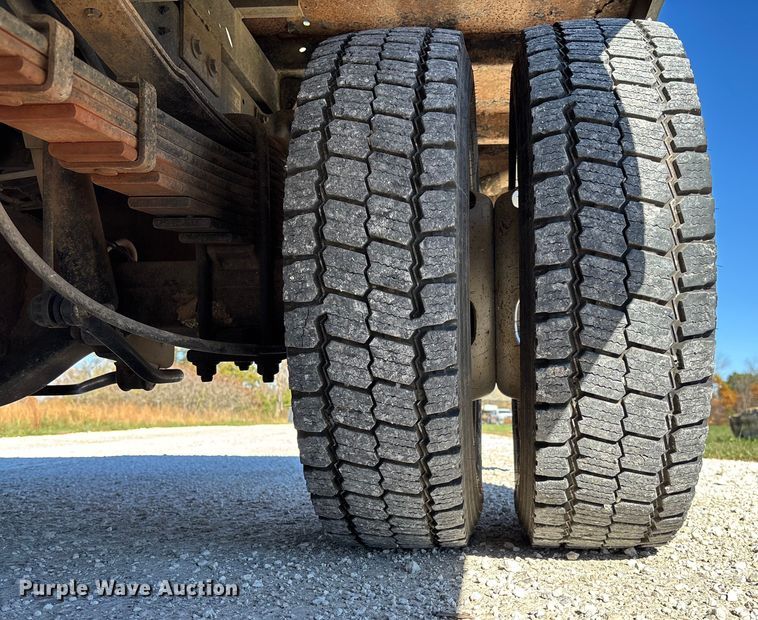 image for item EV3263 2014 RAM 5500 flatbed truck