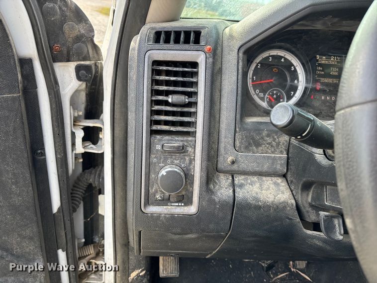 image for item EV3269 2014 RAM 1500 Quad Cab pickup truck