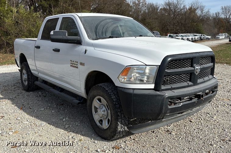 image for item EV3270 2017 RAM 3500 Crew Cab pickup truck