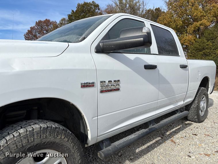 image for item EV3270 2017 RAM 3500 Crew Cab pickup truck