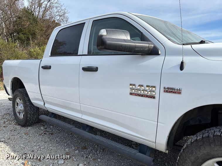 image for item EV3270 2017 RAM 3500 Crew Cab pickup truck