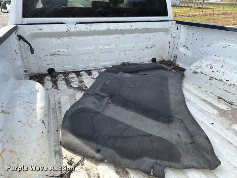 image for item EV3270 2017 RAM 3500 Crew Cab pickup truck