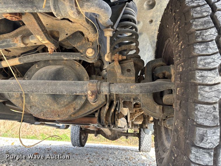 image for item EV3270 2017 RAM 3500 Crew Cab pickup truck