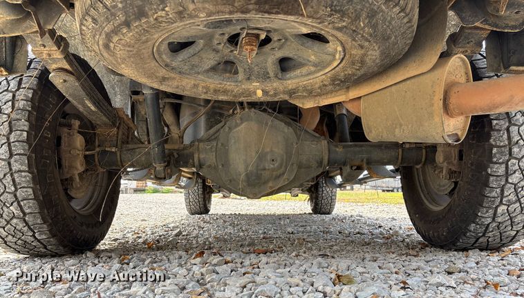 image for item EV3270 2017 RAM 3500 Crew Cab pickup truck