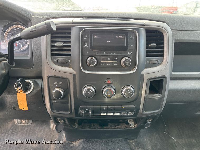 image for item EV3270 2017 RAM 3500 Crew Cab pickup truck