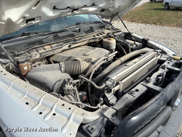 image for item EV3270 2017 RAM 3500 Crew Cab pickup truck