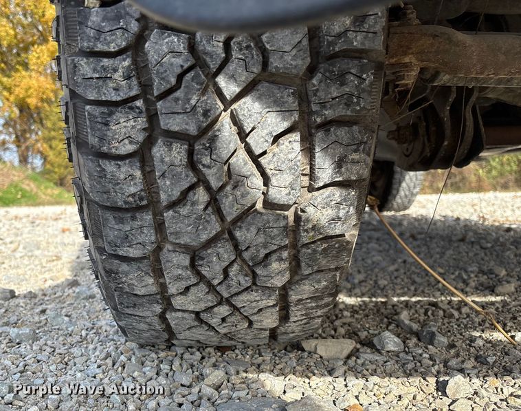 image for item EV3270 2017 RAM 3500 Crew Cab pickup truck