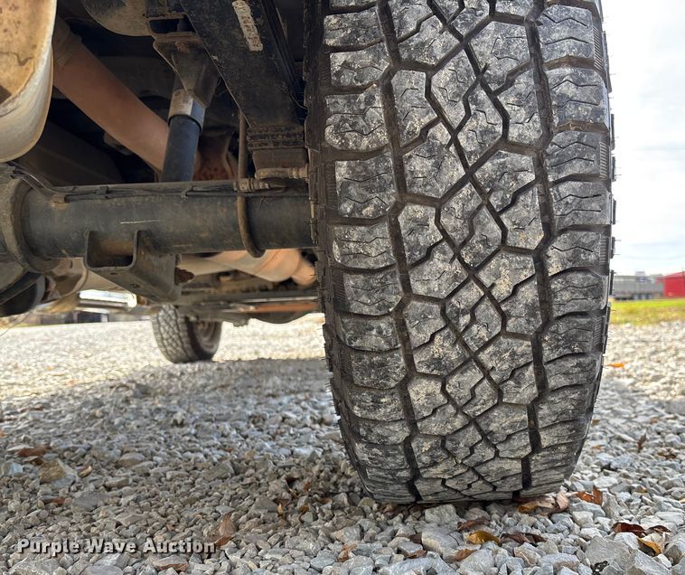 image for item EV3270 2017 RAM 3500 Crew Cab pickup truck