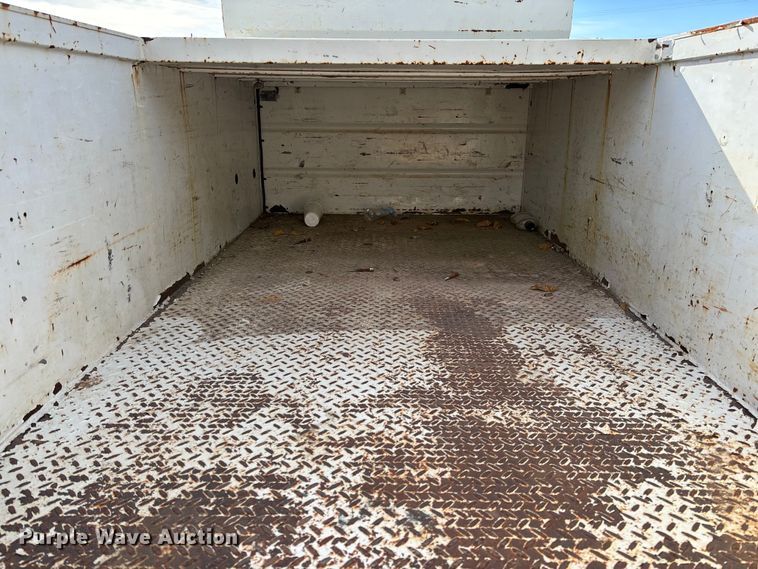 image for item EV3271 2011 Chevrolet Silverado 3500HD utility bed pickup truck