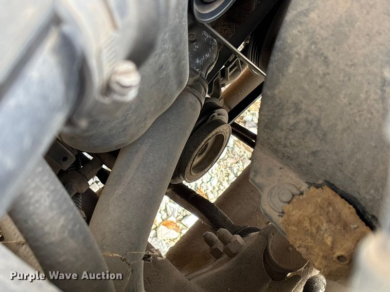 image for item EV3271 2011 Chevrolet Silverado 3500HD utility bed pickup truck