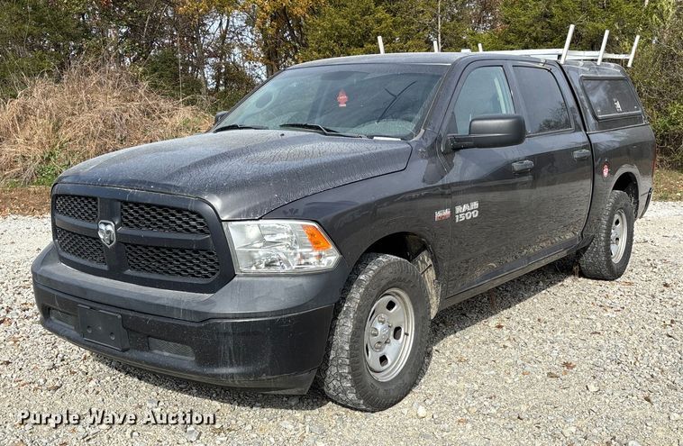 image for item EV3272 2018 RAM 1500 Crew Cab pickup truck