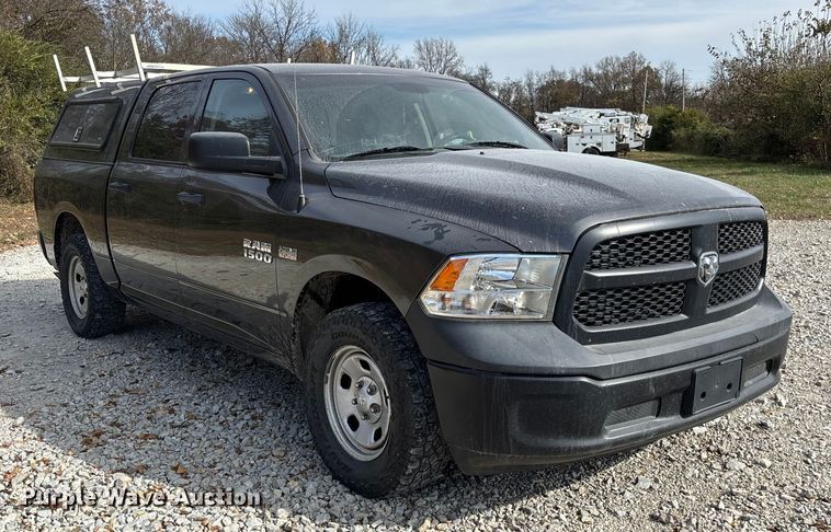 image for item EV3272 2018 RAM 1500 Crew Cab pickup truck