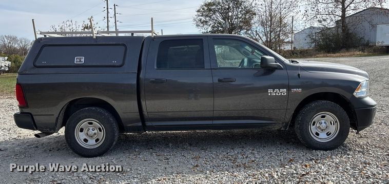 image for item EV3272 2018 RAM 1500 Crew Cab pickup truck