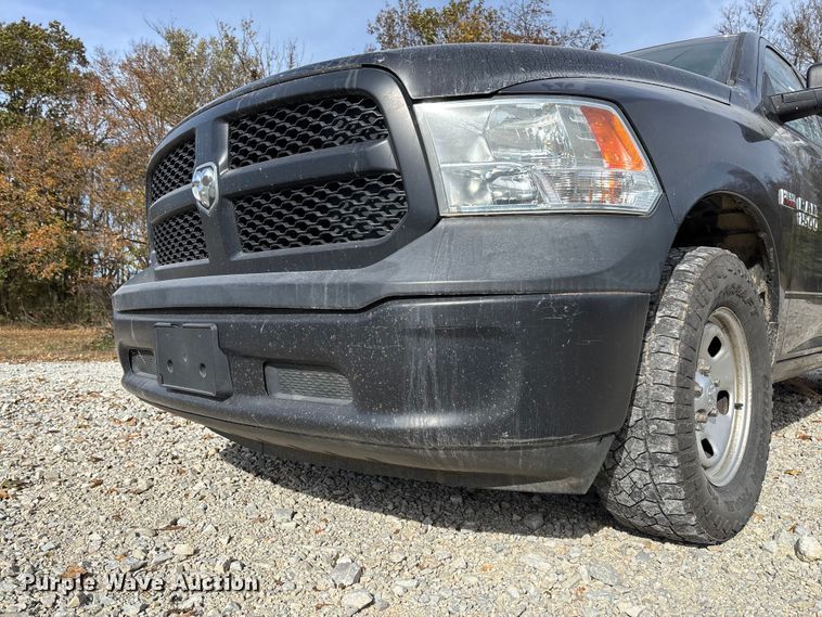 image for item EV3272 2018 RAM 1500 Crew Cab pickup truck