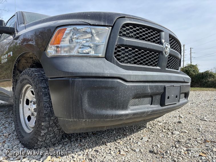 image for item EV3272 2018 RAM 1500 Crew Cab pickup truck