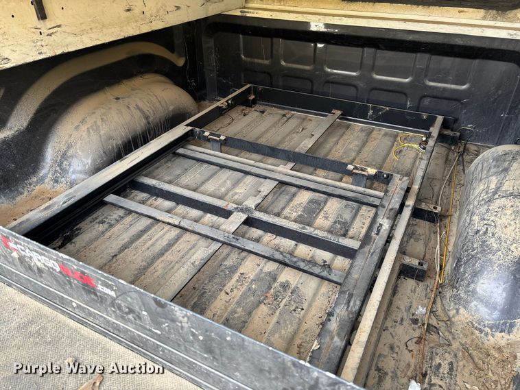 image for item EV3272 2018 RAM 1500 Crew Cab pickup truck