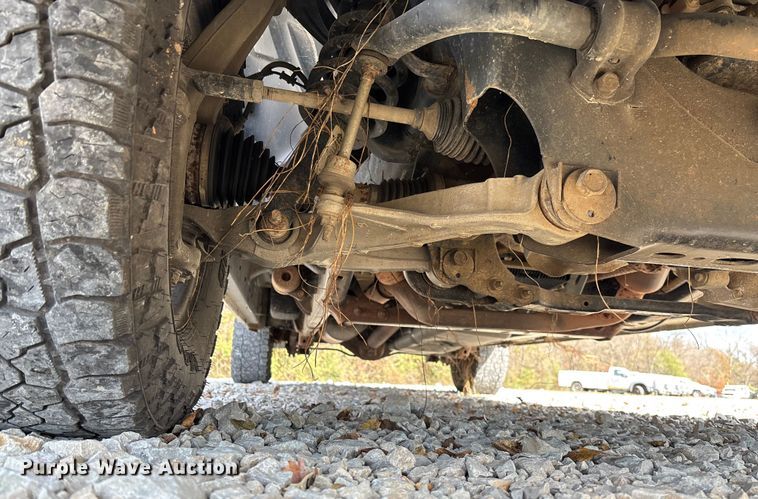 image for item EV3272 2018 RAM 1500 Crew Cab pickup truck