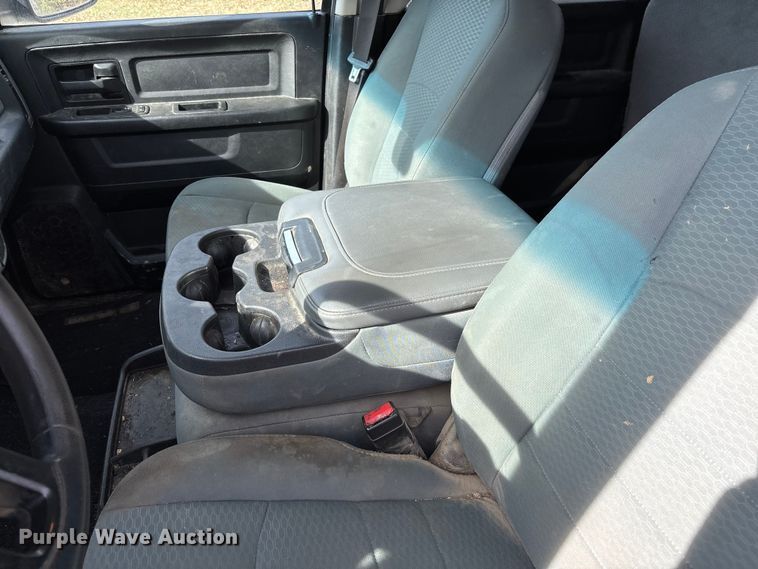 image for item EV3272 2018 RAM 1500 Crew Cab pickup truck