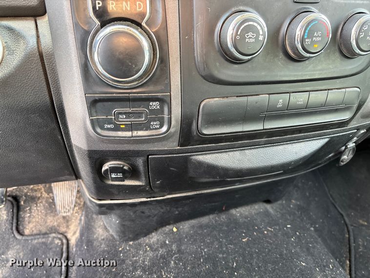 image for item EV3272 2018 RAM 1500 Crew Cab pickup truck