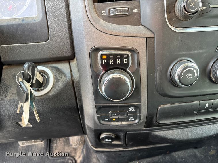 image for item EV3272 2018 RAM 1500 Crew Cab pickup truck