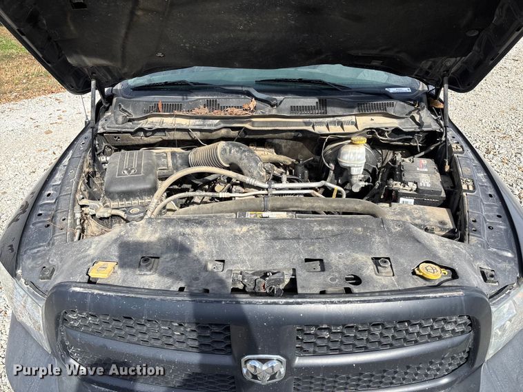 image for item EV3272 2018 RAM 1500 Crew Cab pickup truck