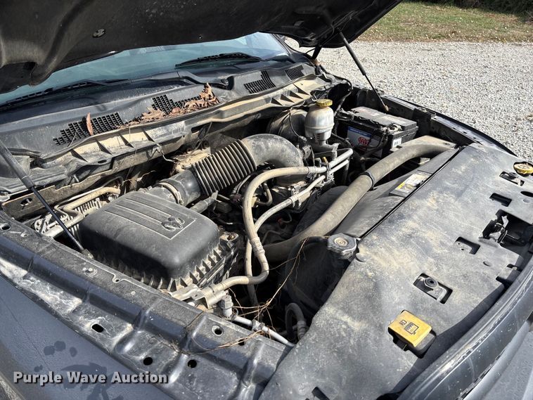 image for item EV3272 2018 RAM 1500 Crew Cab pickup truck