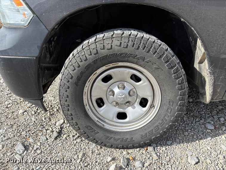 image for item EV3272 2018 RAM 1500 Crew Cab pickup truck