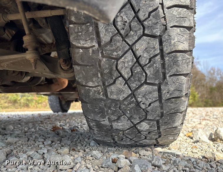 image for item EV3272 2018 RAM 1500 Crew Cab pickup truck