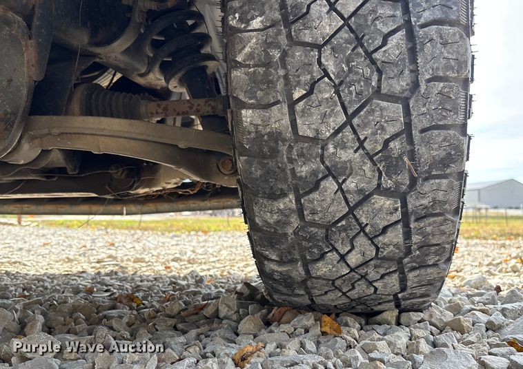 image for item EV3272 2018 RAM 1500 Crew Cab pickup truck