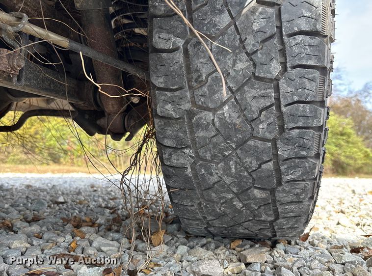 image for item EV3272 2018 RAM 1500 Crew Cab pickup truck