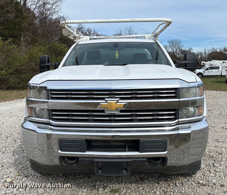 image for item EV3273 2016 Chevrolet Silverado 2500HD utility bed pickup truck